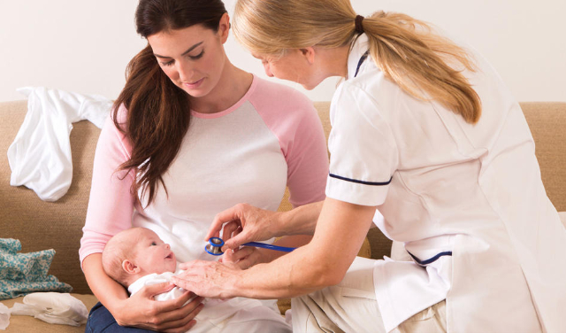 هزینه خدمات مامایی در منزل و پوشش بیمه‌ای