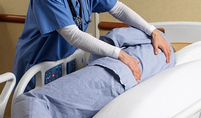 مراقبت‌های ویژه از بیماران بستری با زخم بستر در خانه